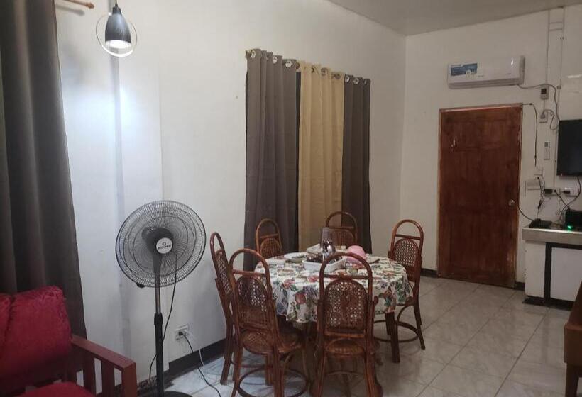 بنسيون Mari Gold Travelers Inn