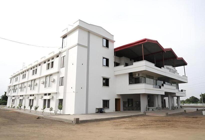 Navkar Palace Hotel & Resort, Sanawad
