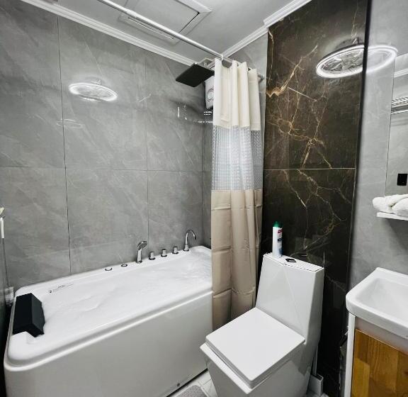 پانسیون Ataraxia Guest House