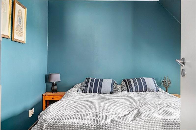 بنسيون 5 Bed Rooms House With Jacuzzi, Free Parking, And 2 Toilets Bath In Malmö