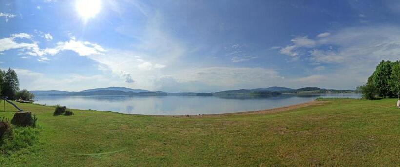 膳宿费 Bouda Jestřábí