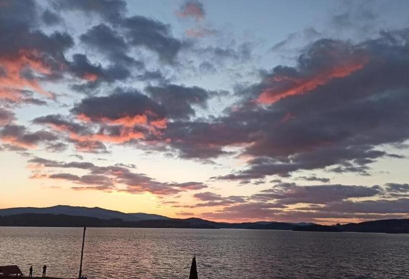 膳宿费 Bouda Jestřábí