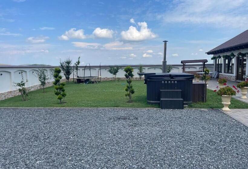 פנסיון Casa De Vacanta