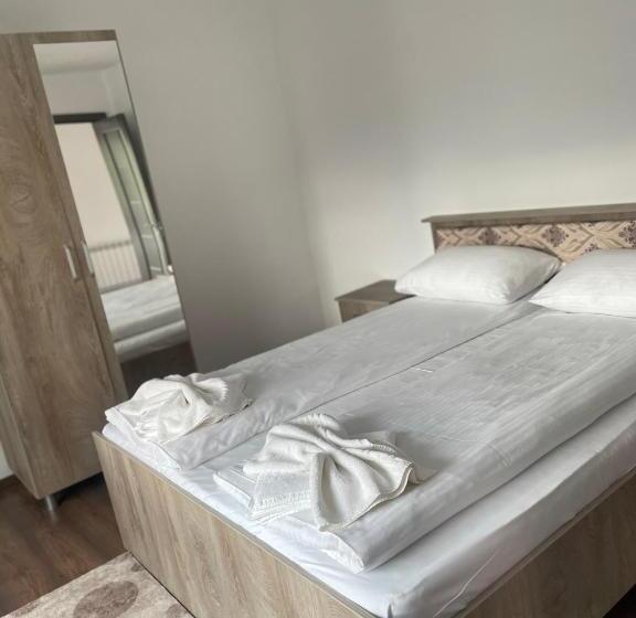 פנסיון Casa De Vacanta