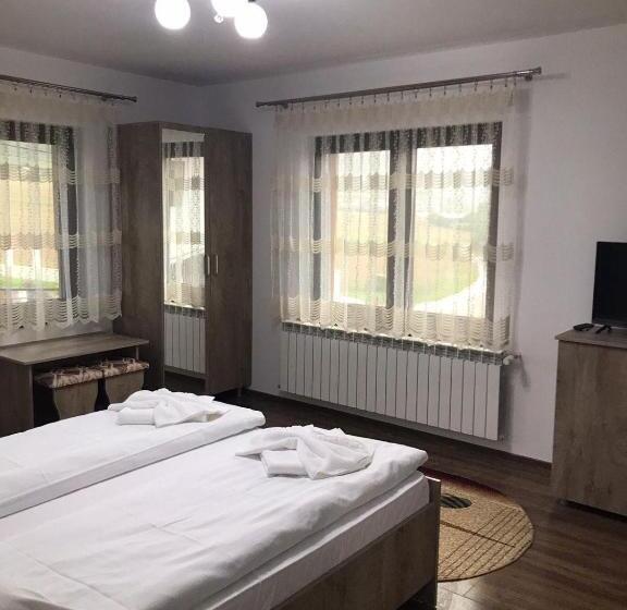 פנסיון Casa De Vacanta