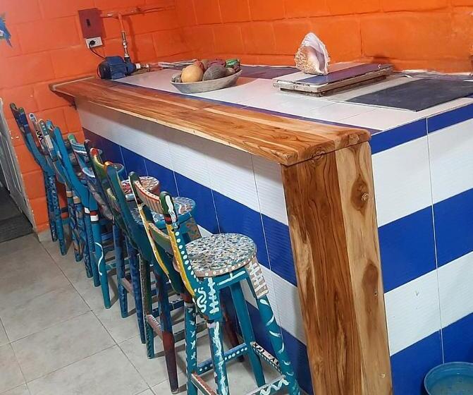 פנסיון Casa Isayoba