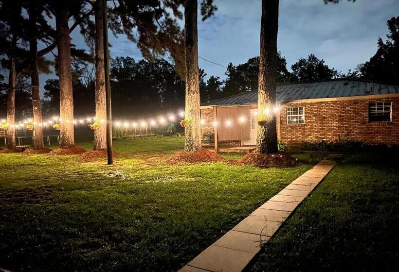 پانسیون Completely Detached Private Mother In Law Suite