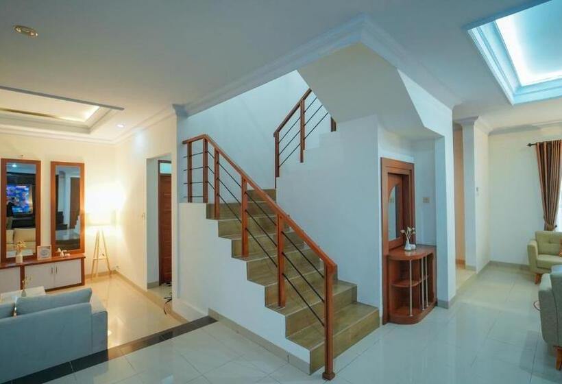 膳宿费 Guest House Jogja Lempongsari