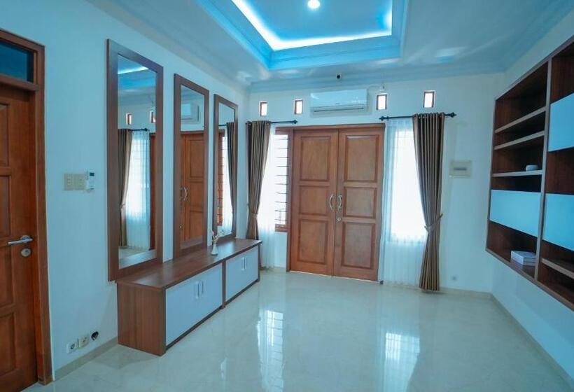 膳宿费 Guest House Jogja Lempongsari