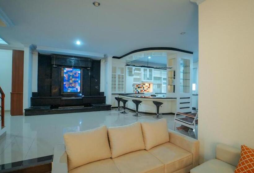 膳宿费 Guest House Jogja Lempongsari