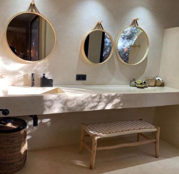 پانسیون Jardin Sakina