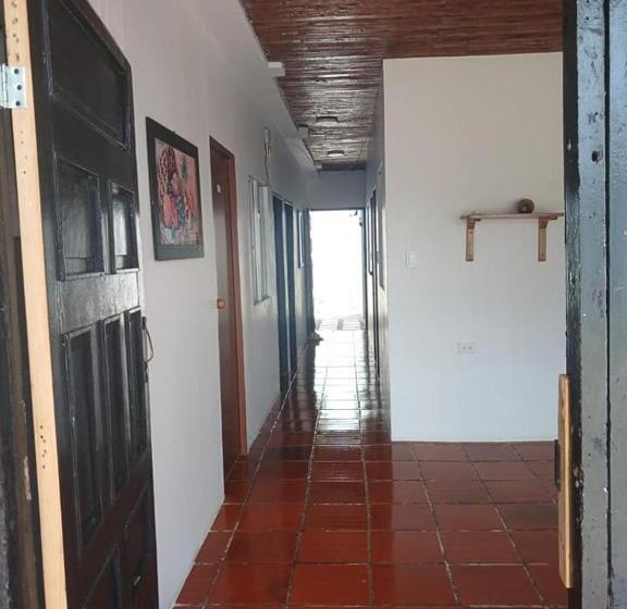 ペンション Juva Hostel   Coveñas