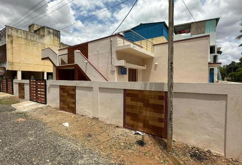 Pensione Kbros Homestay