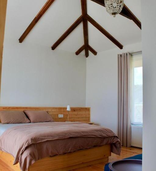 پانسیون Lokokina Guesthouse