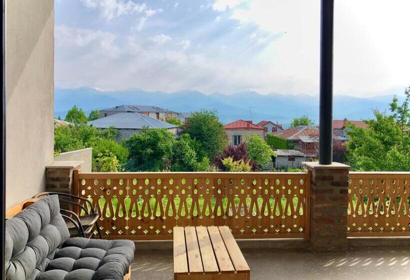 پانسیون Lokokina Guesthouse