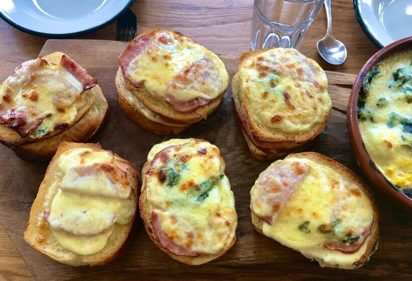 پانسیون Lokokina Guesthouse