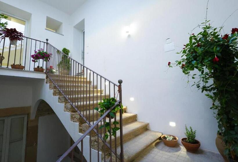 膳宿费 Nazzarì B&b Tropea