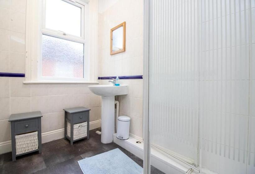 פנסיון Pebbles Guest House Room 19