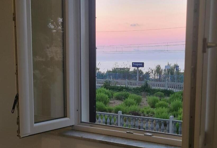 펜션 Planetarium Tropea