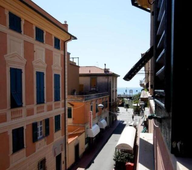 پانسیون Rivamare