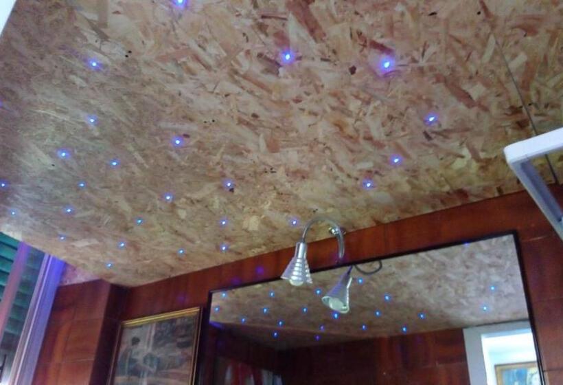 پانسیون Rivamare