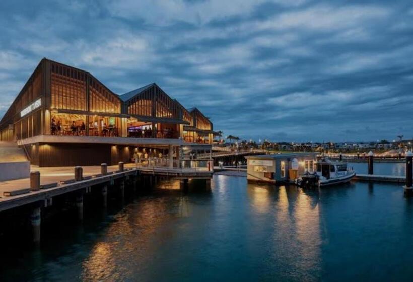 פנסיון Rom Baros Tiny Beach House