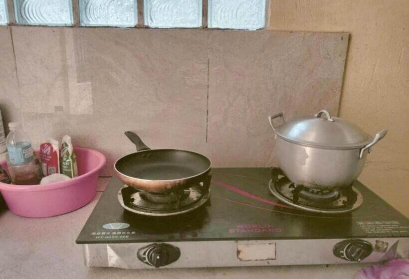 펜션 Samara S Guests House