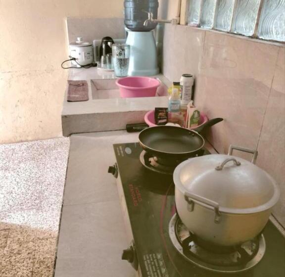 펜션 Samara S Guests House