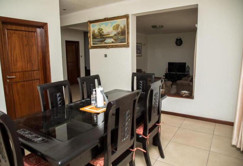 پانسیون Urban Private Rooms