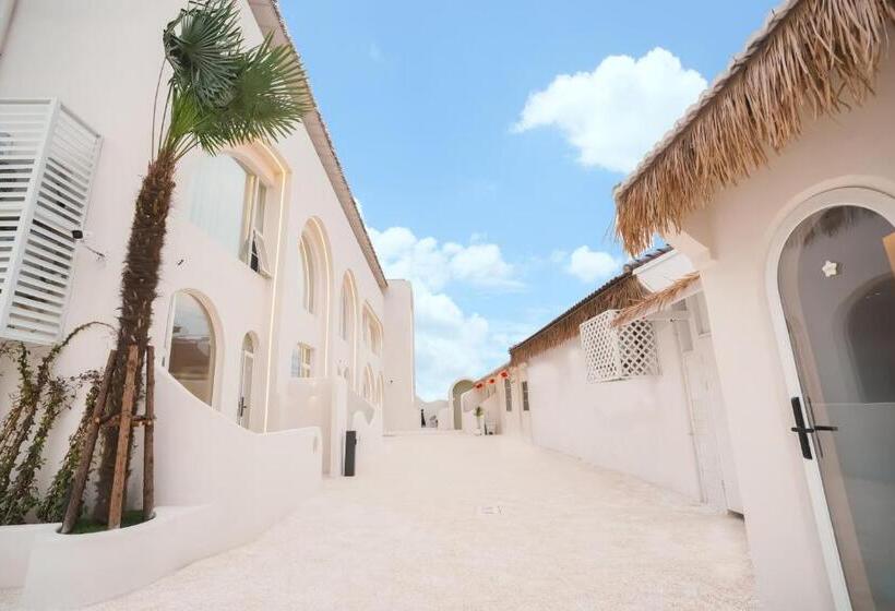 استراحتگاه 上海迪诺星辰度假民宿