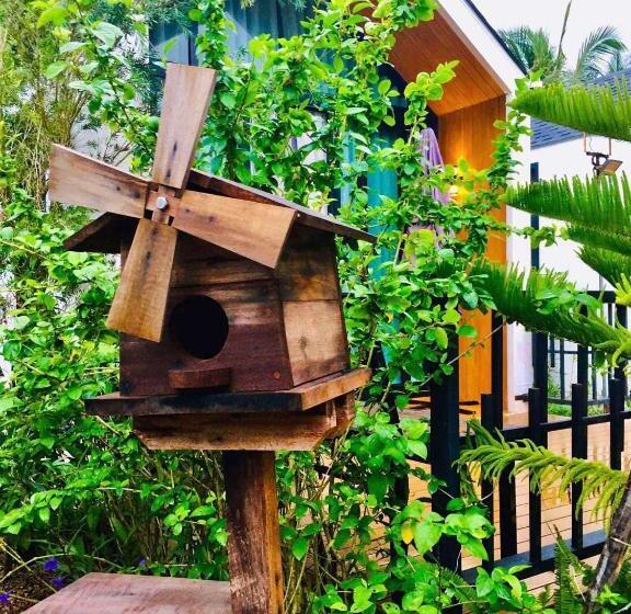 Resort Plern Ura Poolvilla Cafe เพลินอุรา พูลวิลล่า คาเฟ่