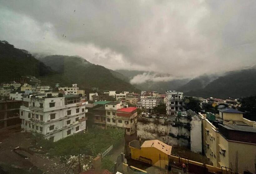 Ruttba Hotels And Banquet