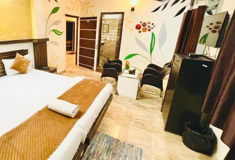 Ruttba Hotels And Banquet