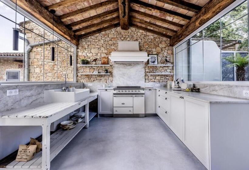 Secret D Uzès   Le Duché