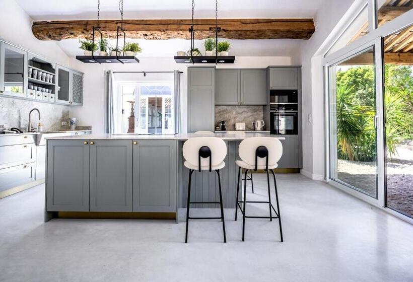 Secret D Uzès   Place Aux Herbes