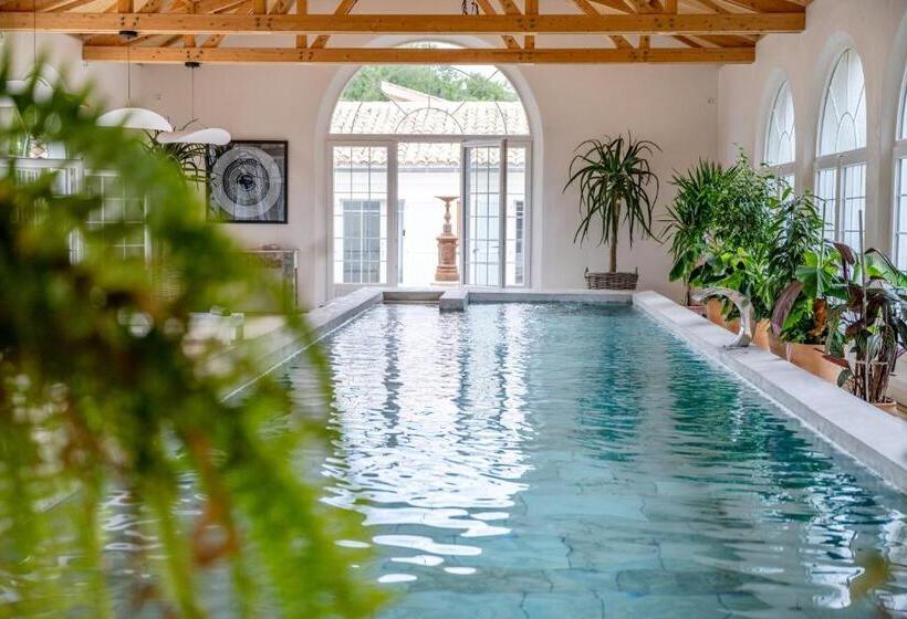 Secret D Uzès   Place Aux Herbes