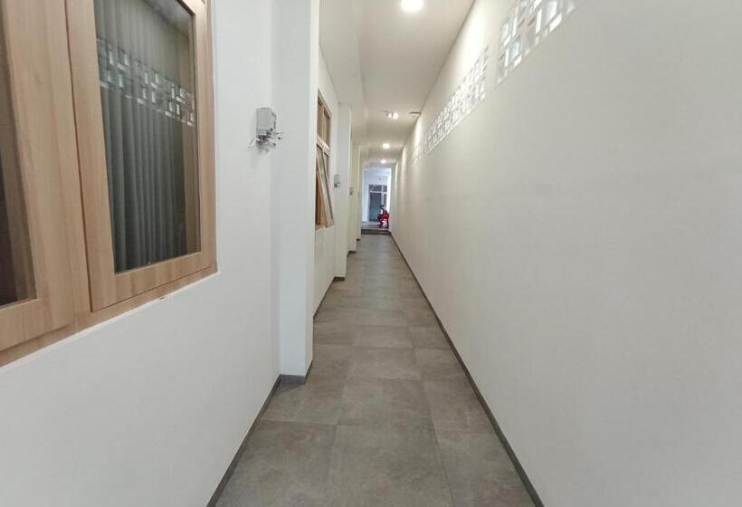 Urbanview Hotel Subali Purwokerto