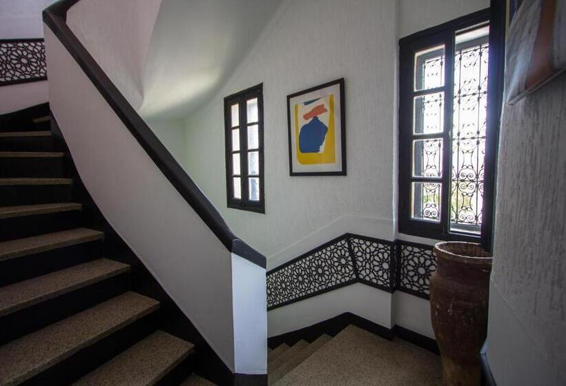 هاستل Hôtel Fontaine Campini