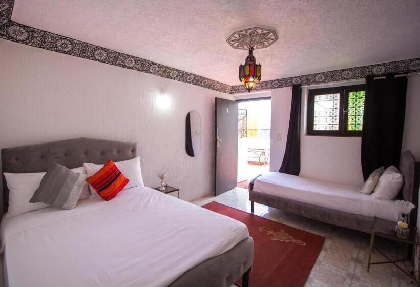 هاستل Hôtel Fontaine Campini