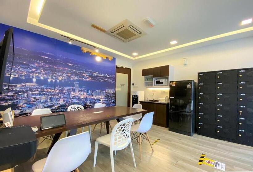 فندق صغير Sogor Female Dormitory