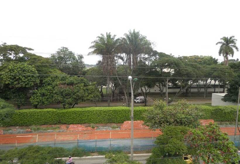 Apartahotel Barcelot