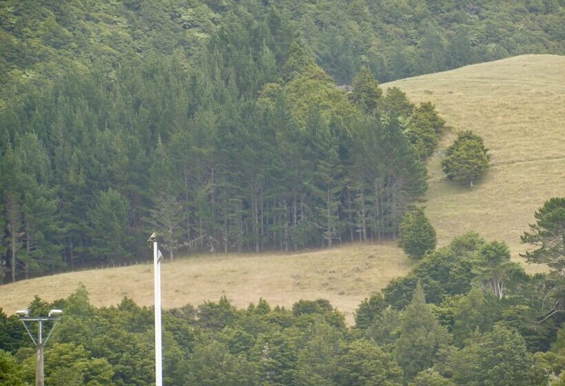 مبيت وإفطار Landfall Cottage