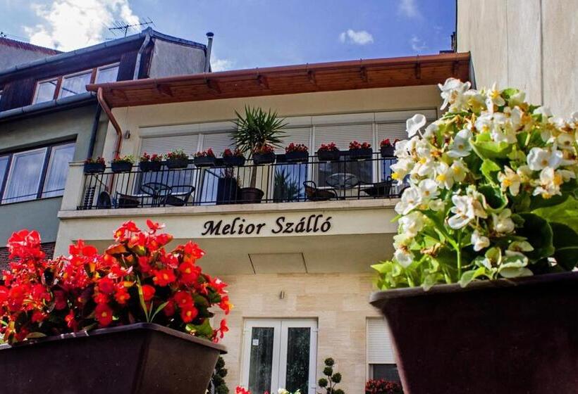 צימר Melior Szálló