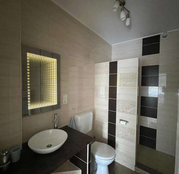 צימר Melior Szálló