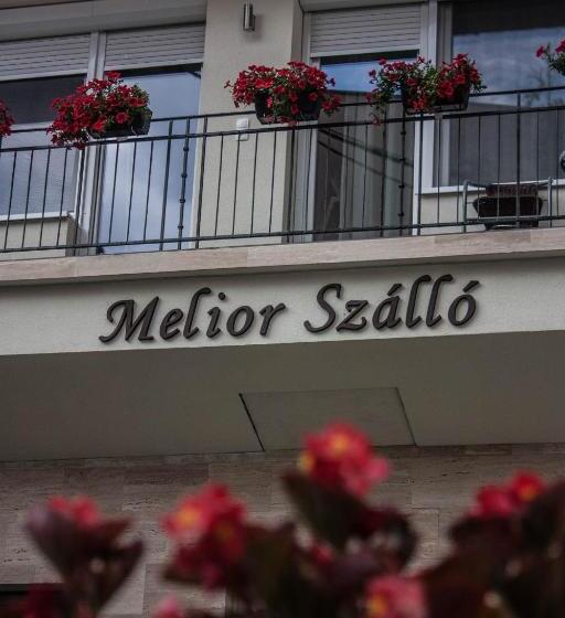 צימר Melior Szálló