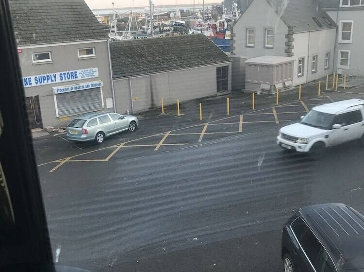 Blacksands B&b An Bar