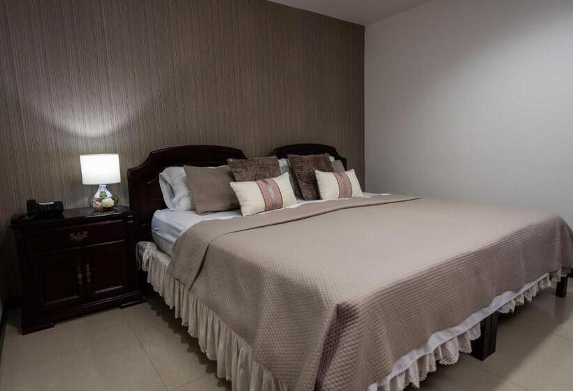 Casa Lolita Hotel Boutique