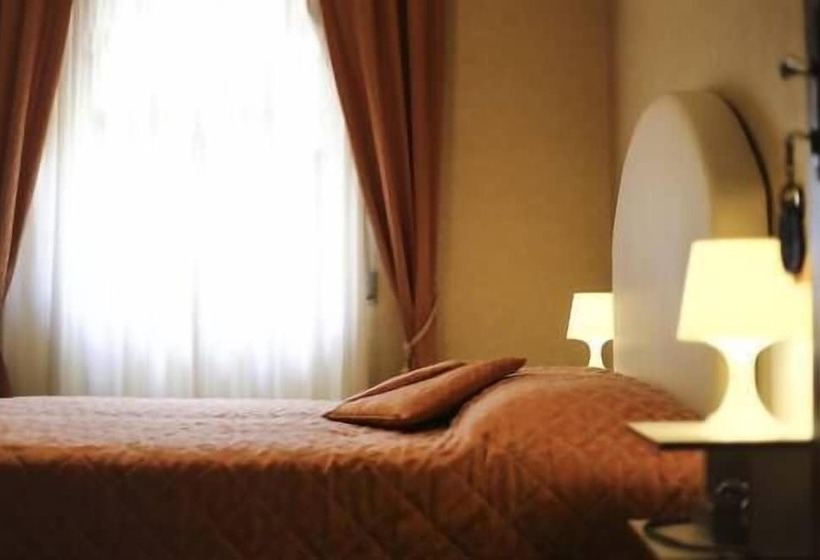 فندق Albergo Nord Roma