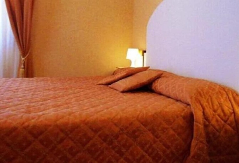 فندق Albergo Nord Roma
