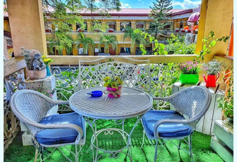 בית מלון כפרי Asiaten